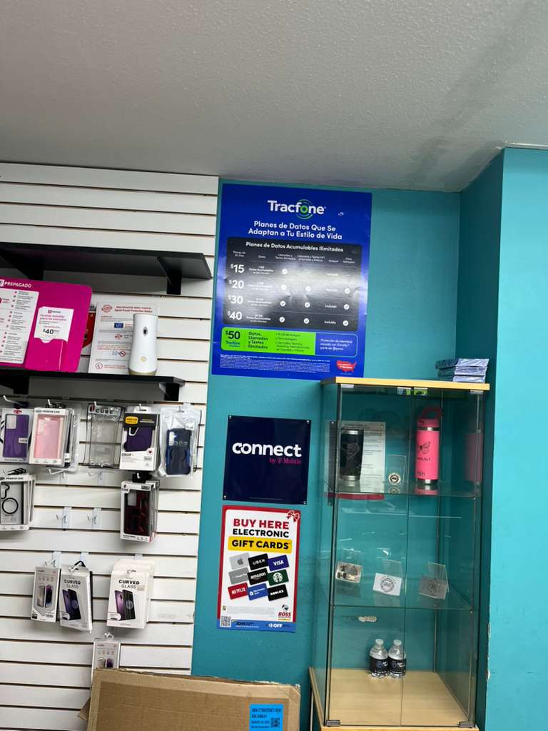 Retail corner with plans and accessories